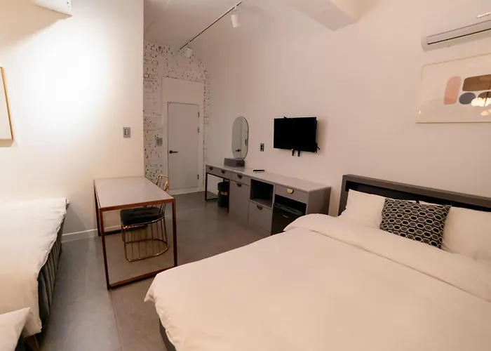 Bed & Breakfast Cloud Hongdae #arex 3min 4*