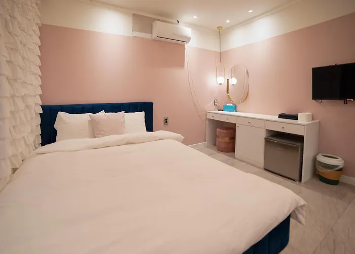 Bed & Breakfast Cloud Hongdae #arex 3min 4*