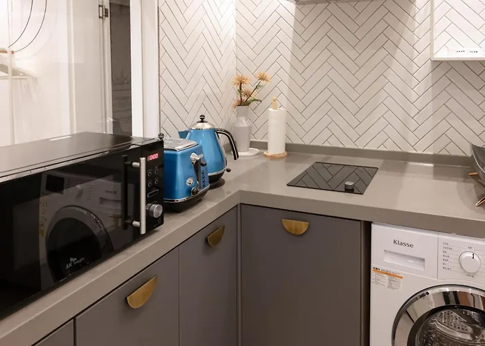 Bed & Breakfast Cloud Hongdae #arex 3min 4*