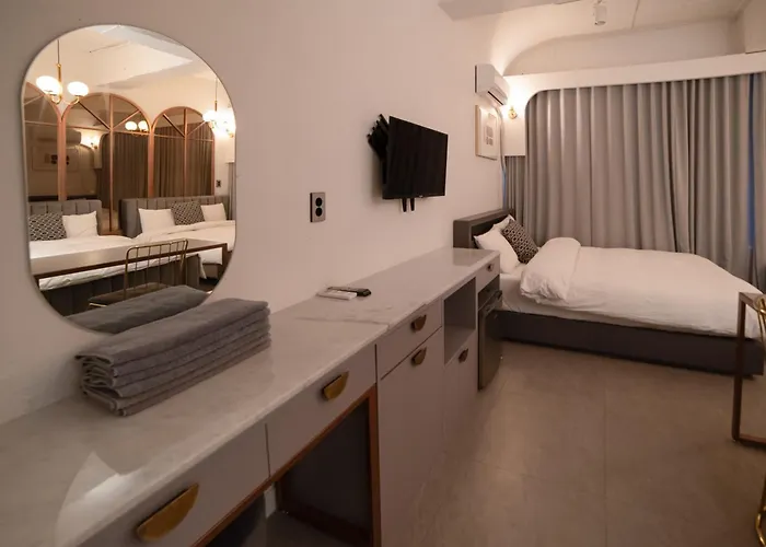 Bed & Breakfast Cloud Hongdae #arex 3min 4*