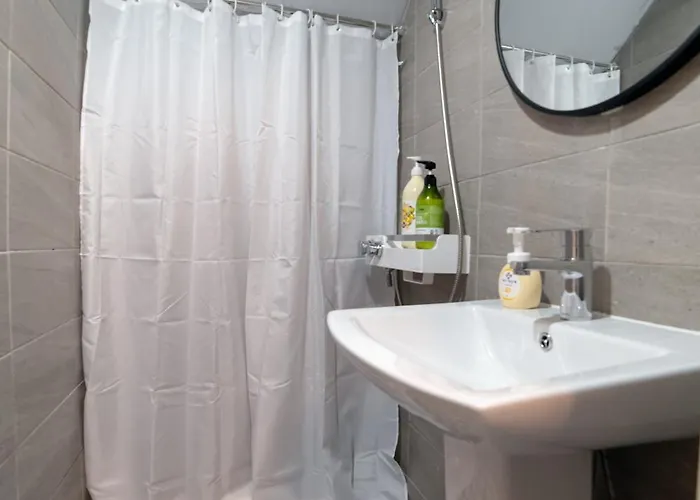 Bed & Breakfast Cloud Hongdae #arex 3min 4*