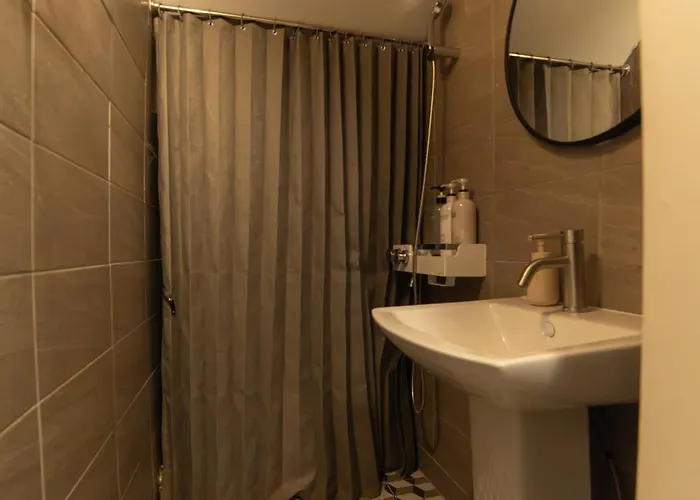 Bed & Breakfast Cloud Hongdae #arex 3min 4*