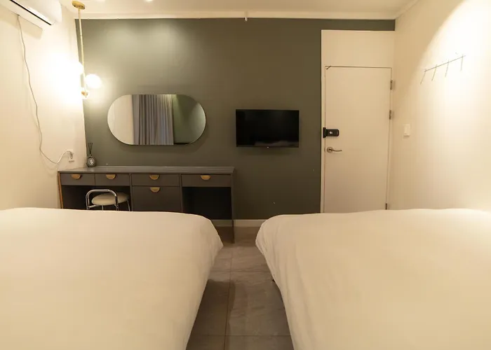 Bed & Breakfast Cloud Hongdae #arex 3min 4*